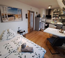 Küche mit Schlafsofa